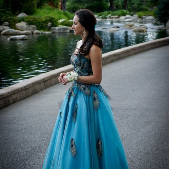 Sherri Hill Prom Peacock Dress - Picture 4 of 4
